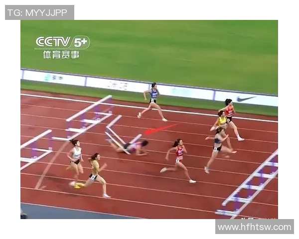 中国选手打破亚洲跳远纪录，教练当场落泪